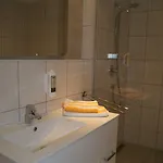 Отель Lindenhof 3*