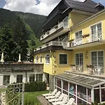 Lindenhof Отель 3*