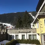 Lindenhof Отель Бадгаштейн