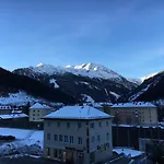 Lindenhof Отель