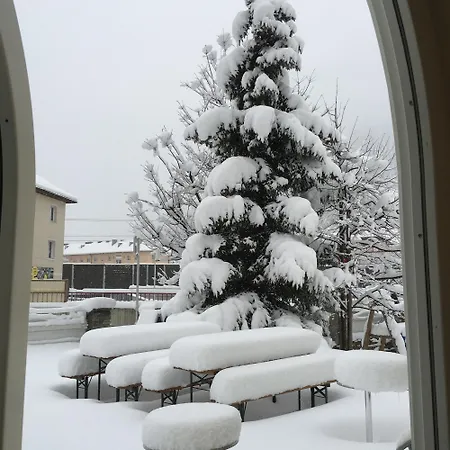 فندق Lindenhof 3*