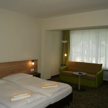 فندق Lindenhof 3*