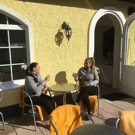Lindenhof باد جاستاين