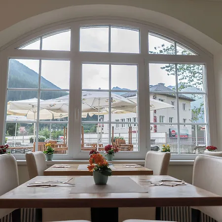 Lindenhof فندق 3*