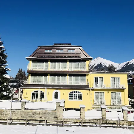 Lindenhof فندق